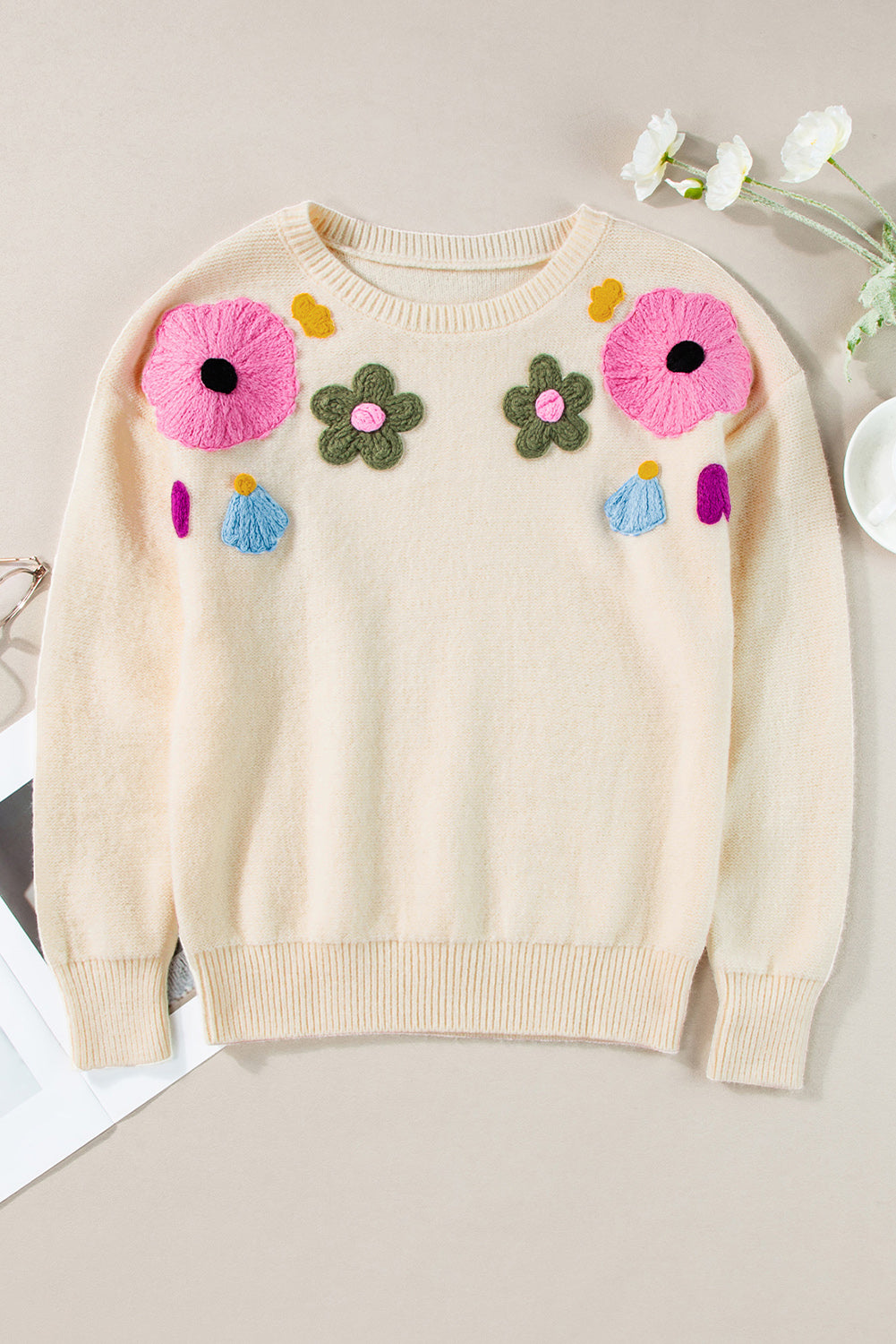 Knitted Flower Pattern Ribbed Edge Sweater